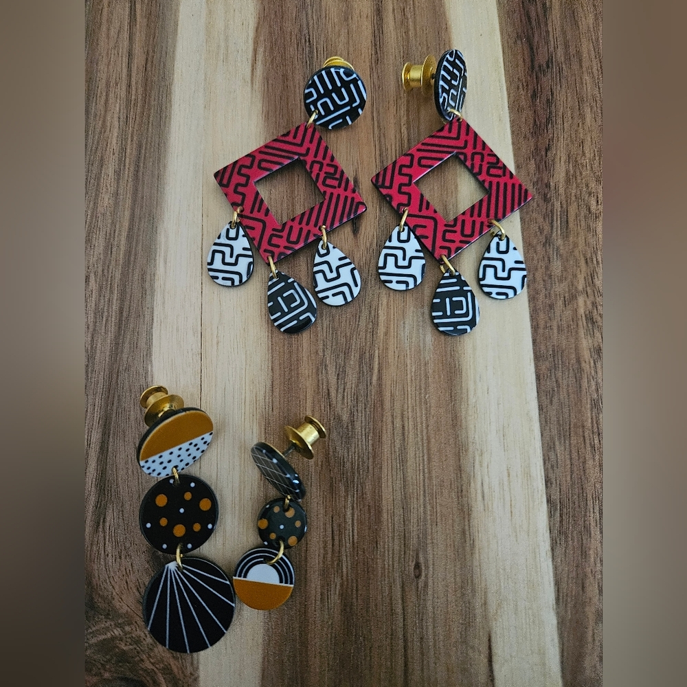 Sassy Jones Earrings - 2 pairs